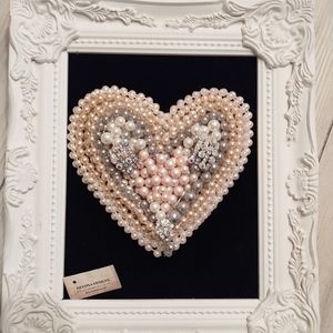 VINTAGE HEART WALL ART